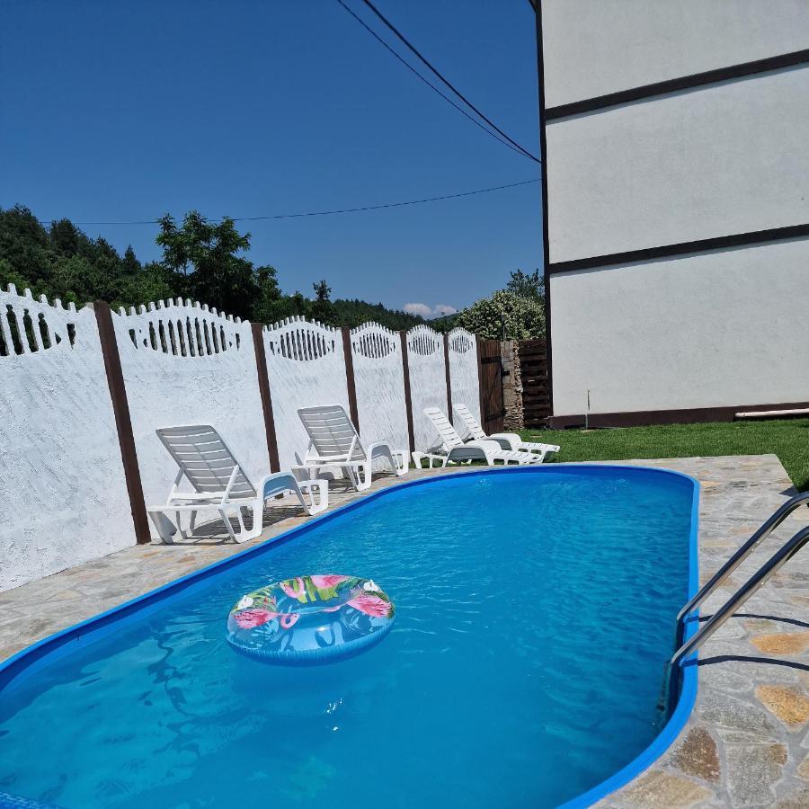 Hotel Бялата Къща Kirkovo  Esterno foto