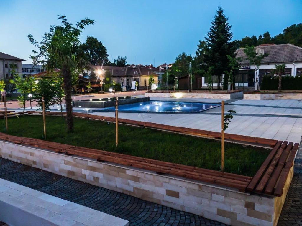 Hotel Бялата Къща Kirkovo  Esterno foto